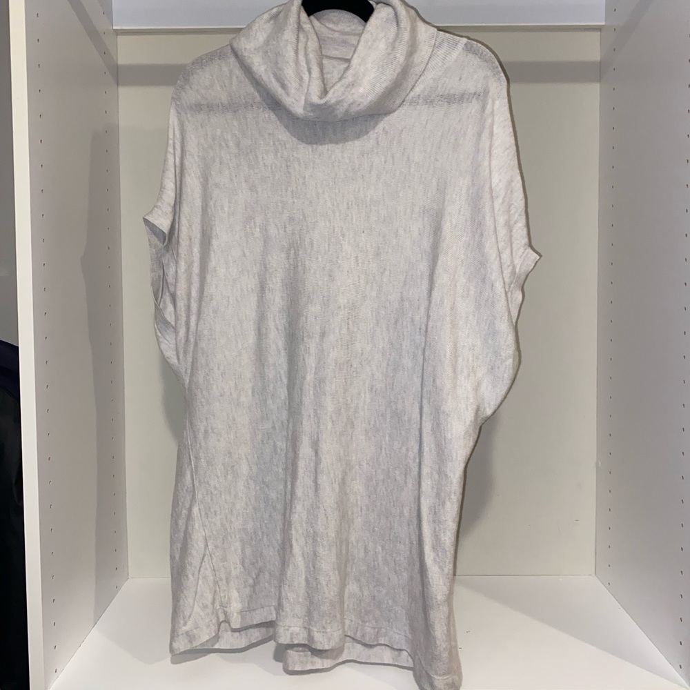 Gap heather gray tunic